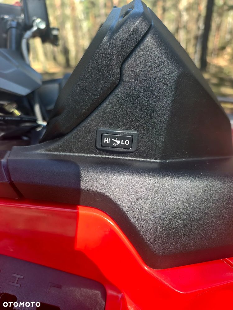 Can-Am Outlander - 19