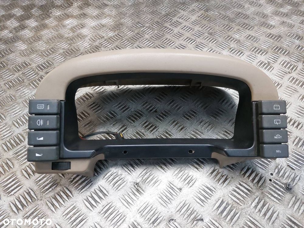 RAMKA LICZNIKA  LAND ROVER DISCOVERY I - 1