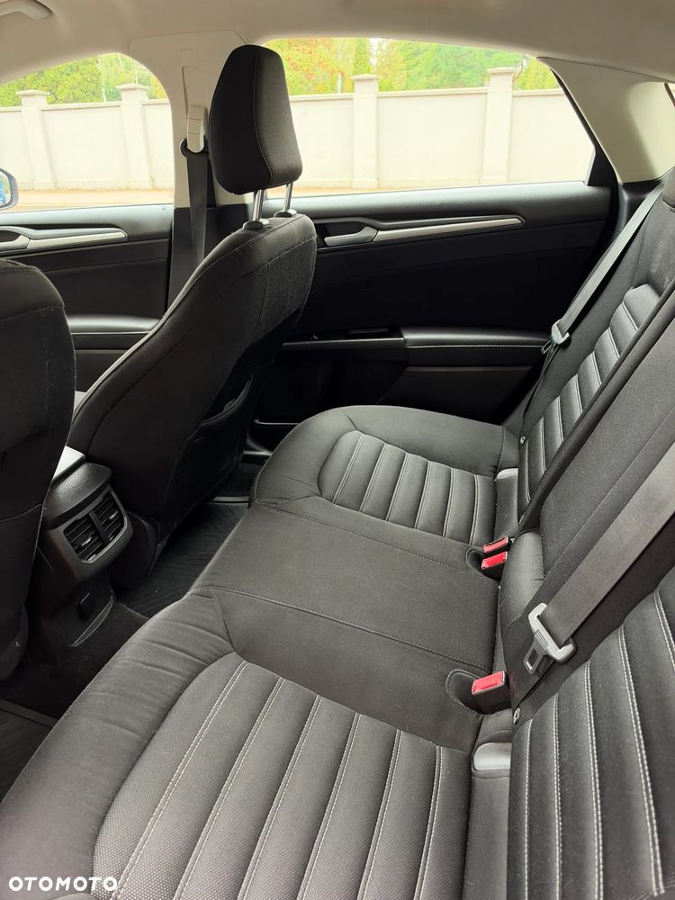 Ford Mondeo 2.0 TDCi Titanium - 24