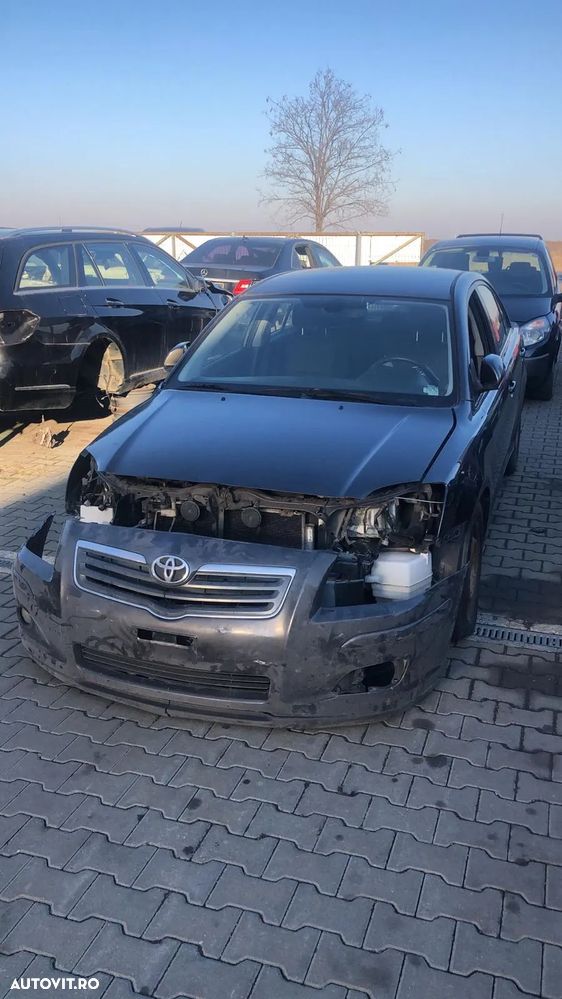 Dezmembram Toyota Avensis 1.8 B an fabr. 2007 - 1