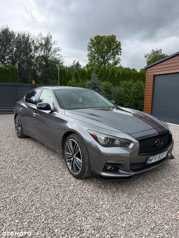 Infiniti Q50 Luxe - 1
