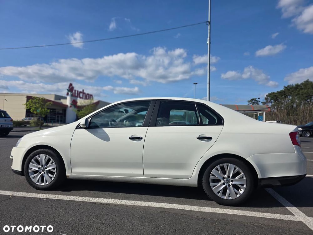 Volkswagen Jetta 1.9 TDI DPF Comfortline - 5