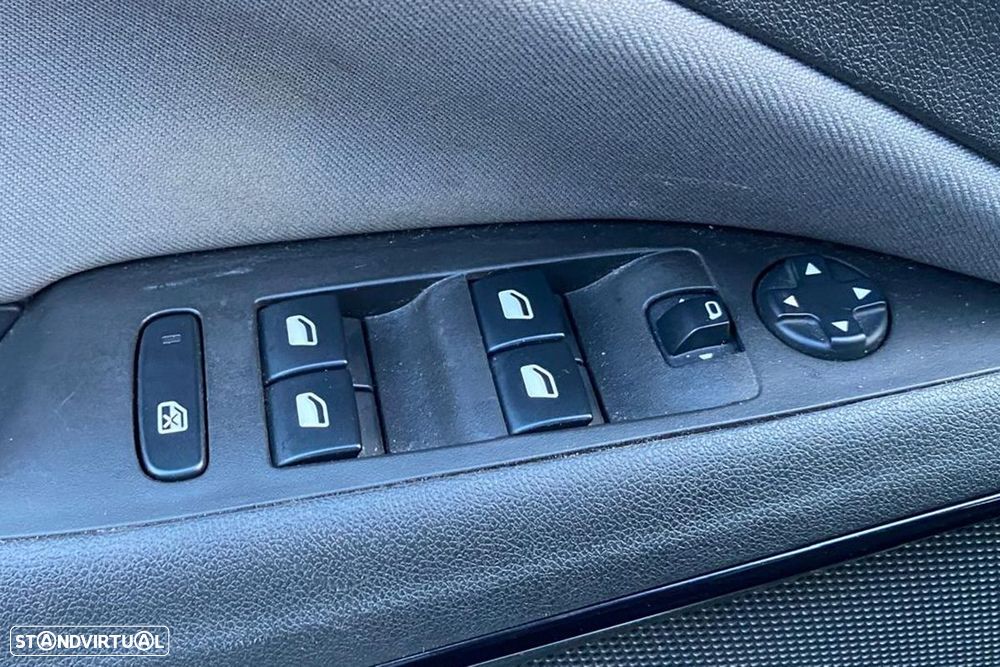 Opel Crossland X 1.2 2020 - 10