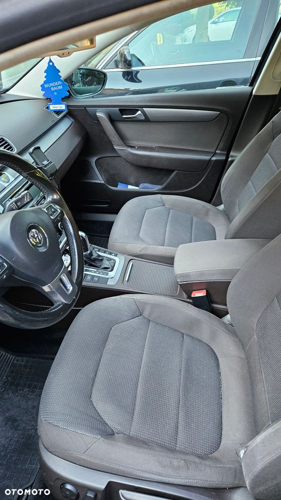 Volkswagen Passat 2.0 TDI DPF Comfortline DSG - 14