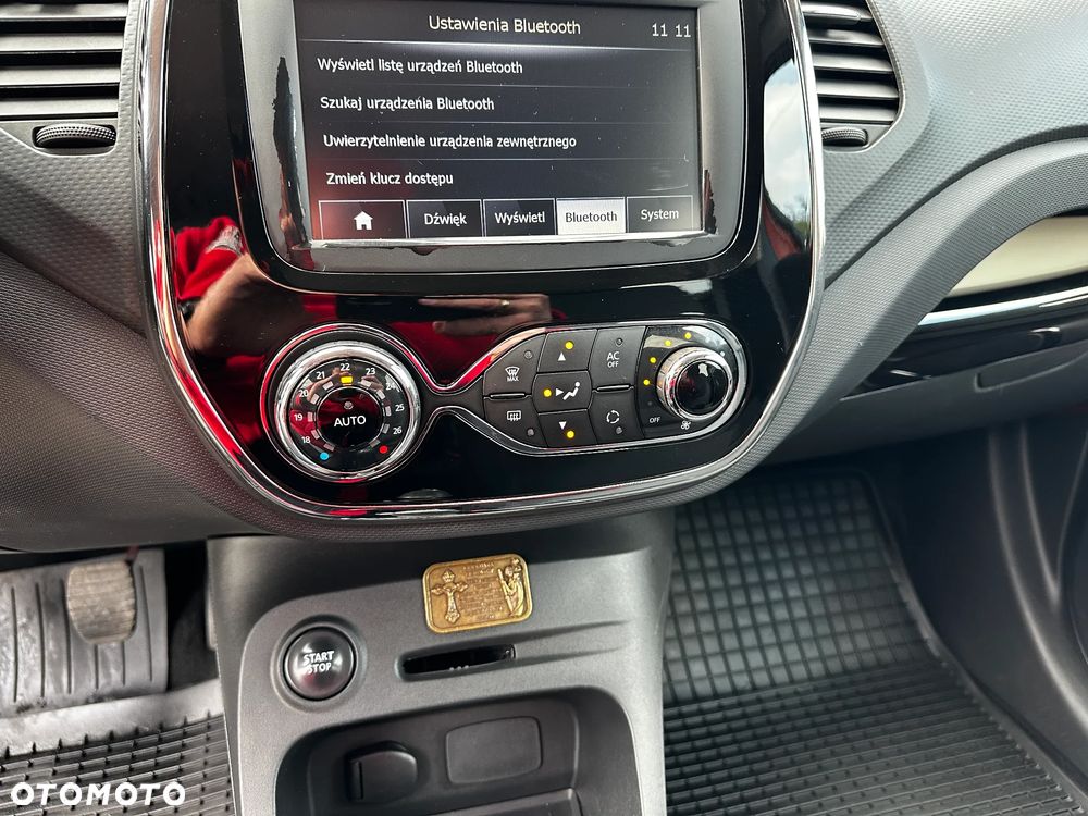 Renault Captur - 16
