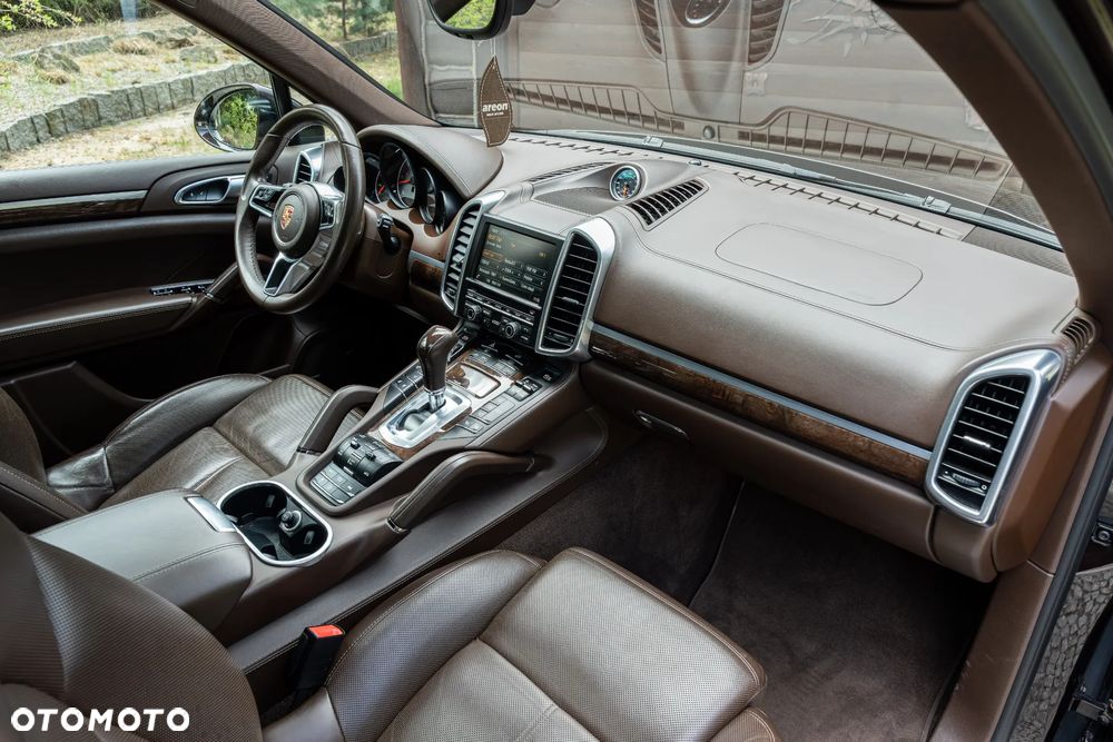 Porsche Cayenne S Diesel - 25