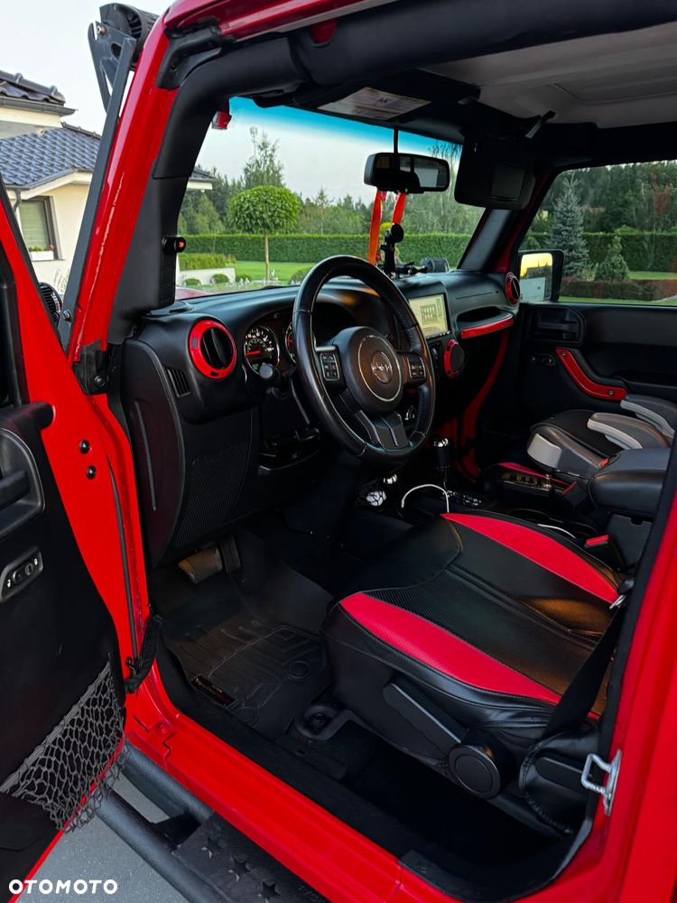 Jeep Wrangler 3.6 Unlim Sahara - 14