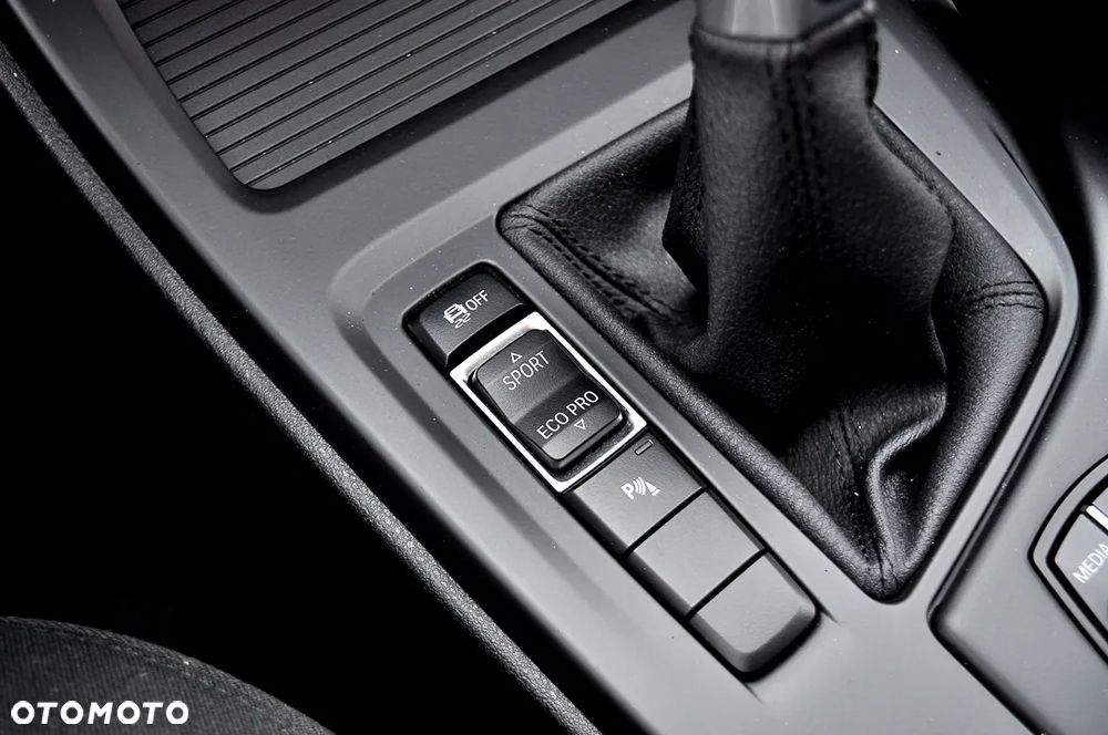 BMW X1 sDrive18d Business Edition - 33