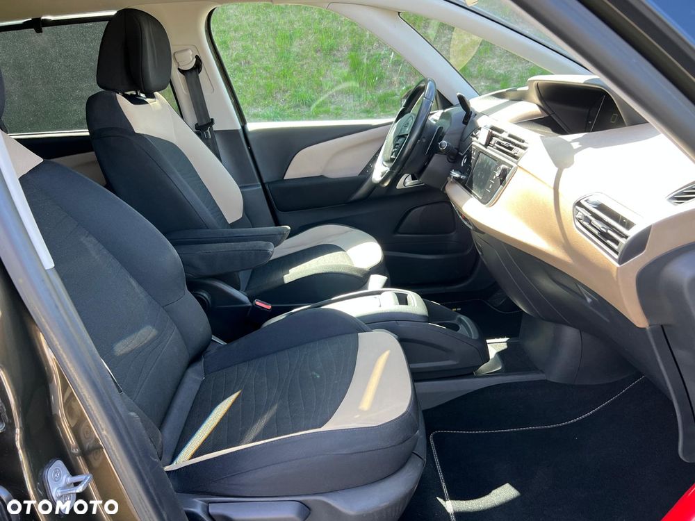 Citroën C4 Grand Picasso - 33
