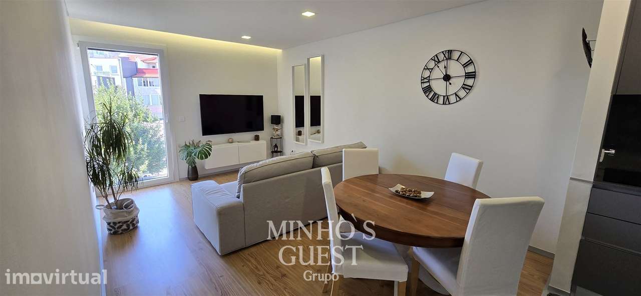 Apartamento T2(95m2) pronto habitar c/ AC e lugar de garagem - Centro - Grande imagem: 2/35