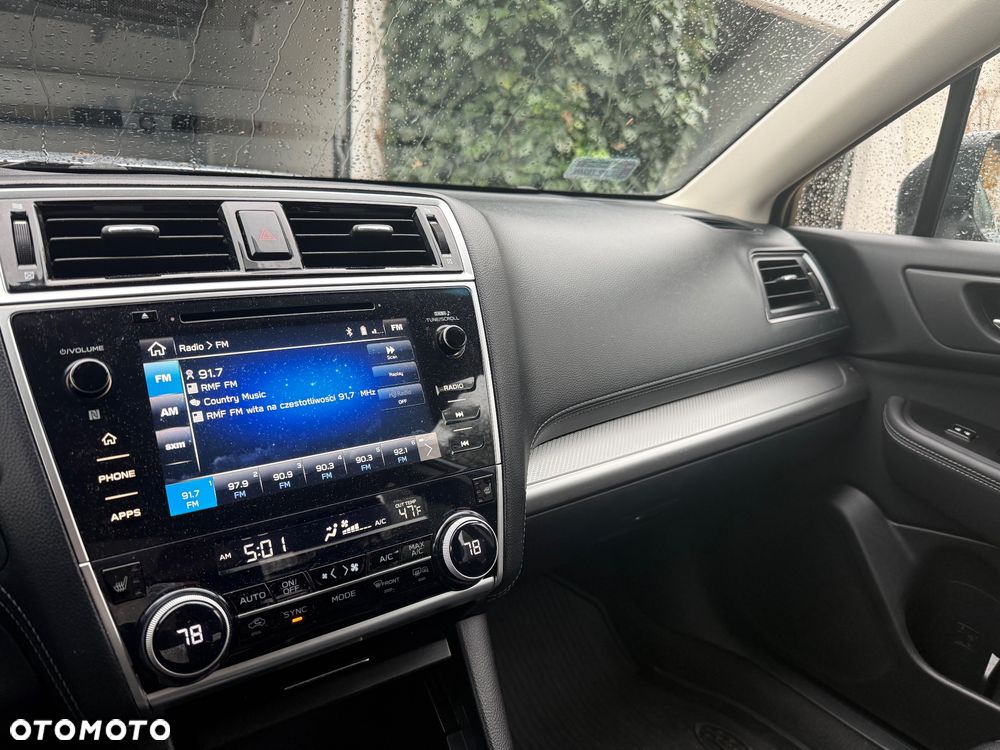 Subaru Legacy - 10