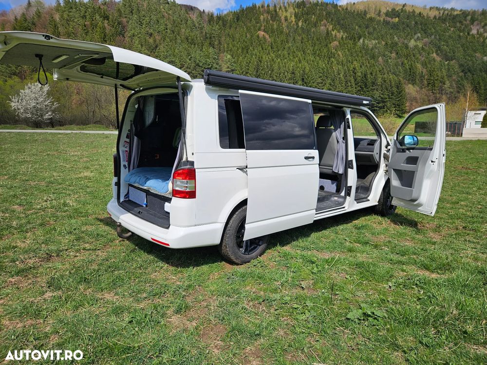 Volkswagen Caravelle - 8