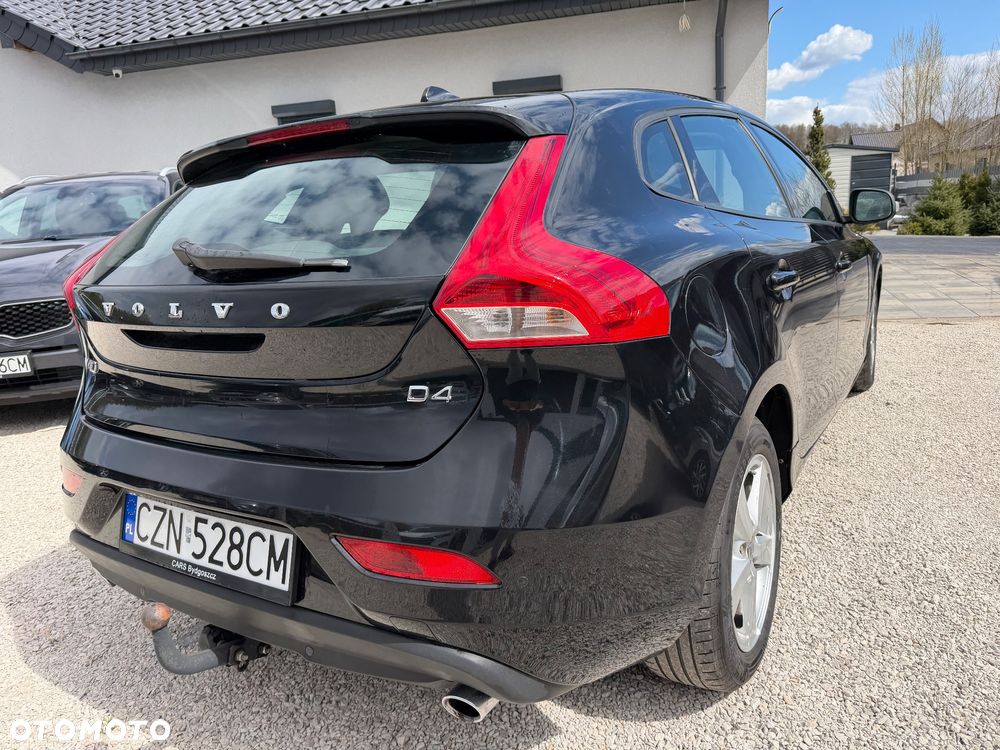 Volvo V40 D4 Kinetic - 10