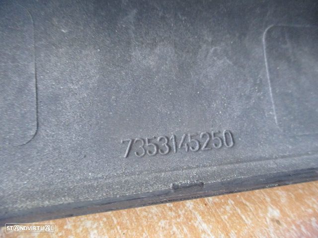 Grelha Friso 7353145250 FIAT STILO 192 2002 1.9JTD 115CV 3P VIOLETA ESCURO FE Moldura Da Porta - 3