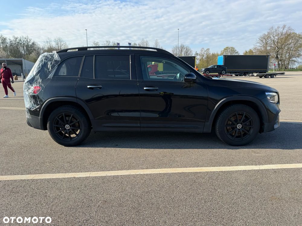 Mercedes-Benz GLB 200 d 4Matic 8G-DCT AMG Line - 6