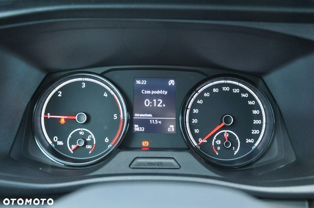 Volkswagen Transporter - 11