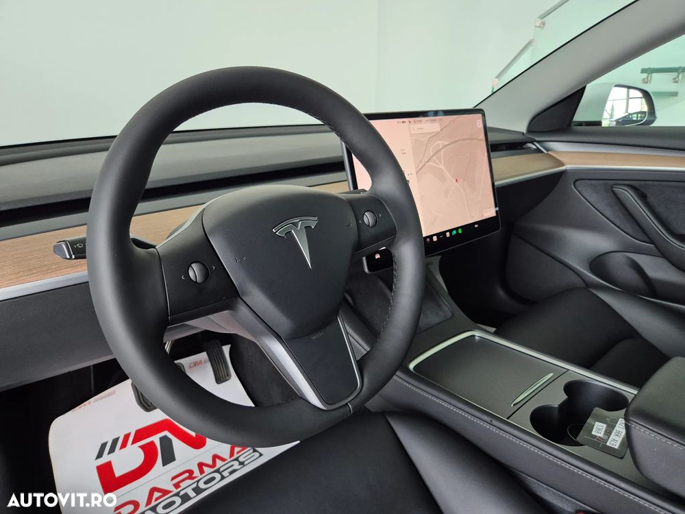 Tesla Model 3 Langstreckenbatterie Allradantrieb Dual Motor - 10