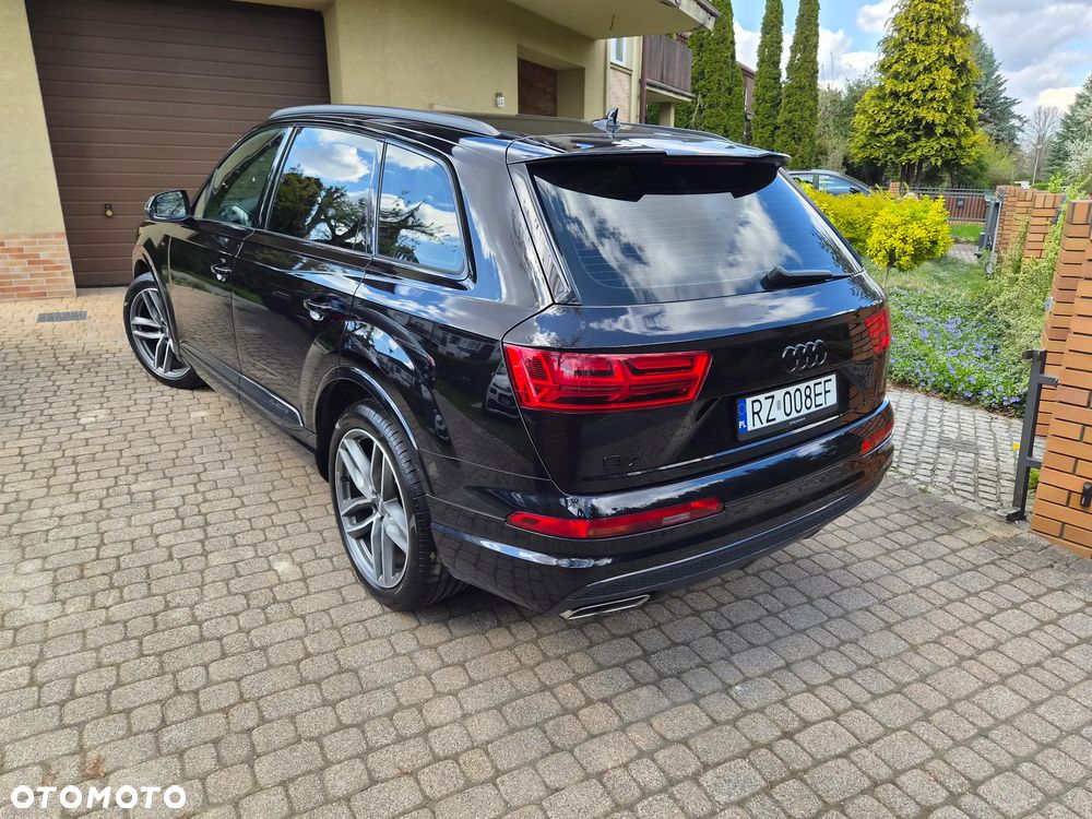 Audi Q7 - 6