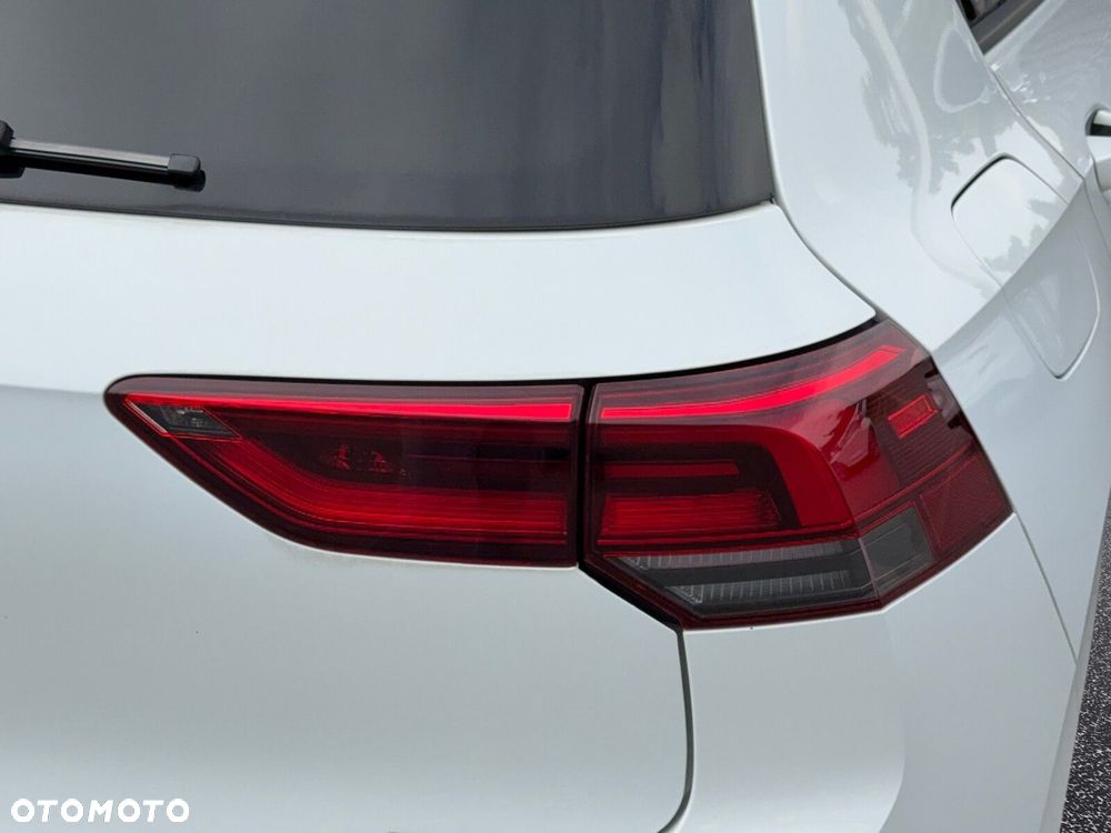 Volkswagen Golf - 10