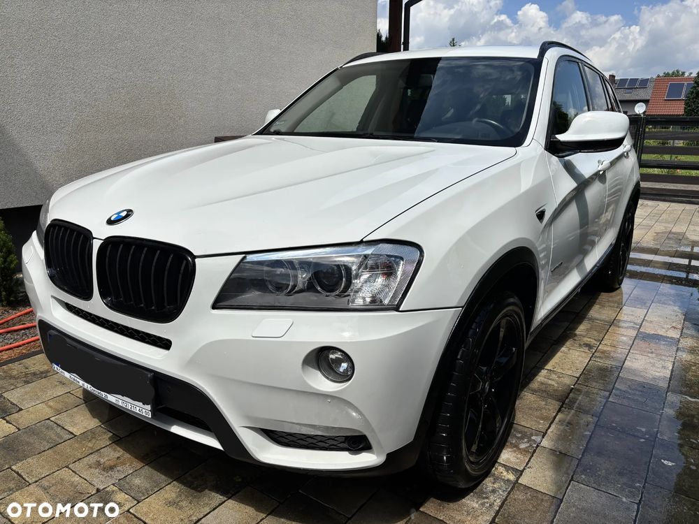 BMW X3 xDrive28i Sport-Aut - 4