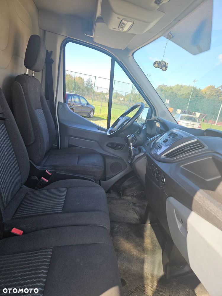Ford Transit - 8