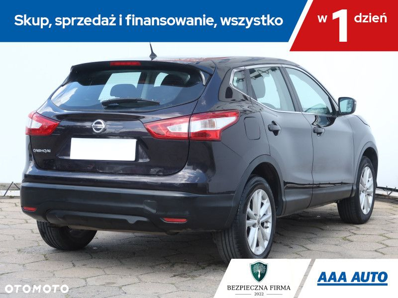 Nissan Qashqai - 6