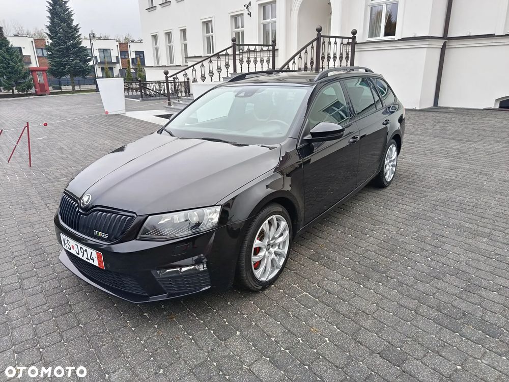 Skoda Octavia Combi 2.0 TDI RS - 2