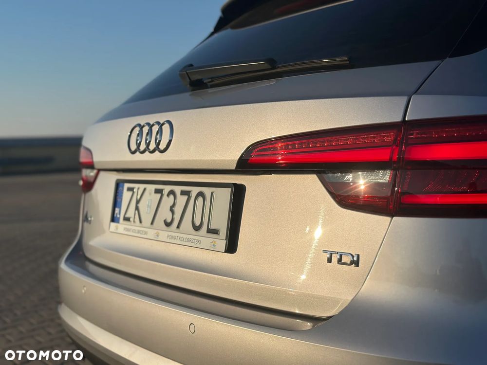 Audi A4 Avant 2.0 TDI S tronic - 30