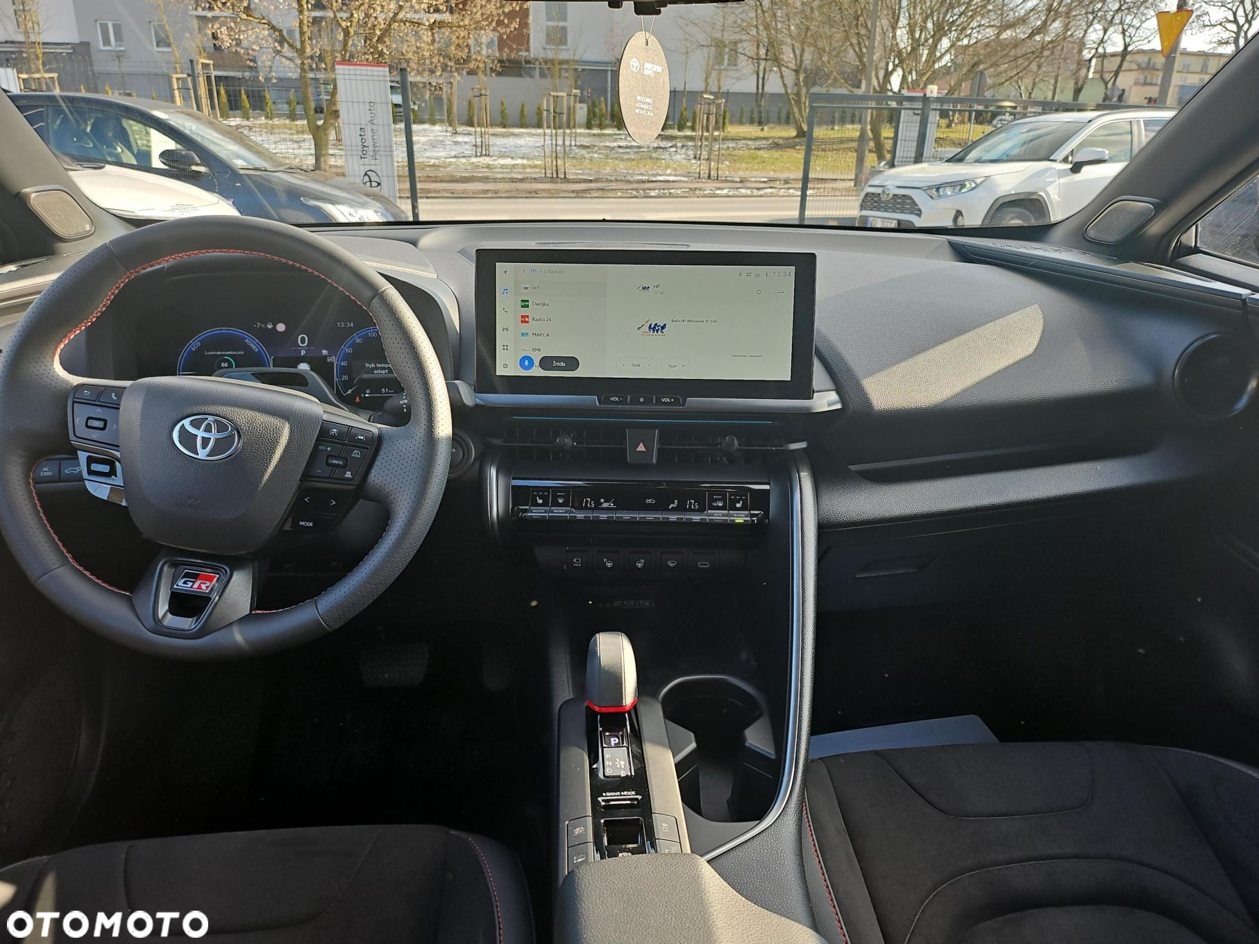 Toyota C-HR - 12