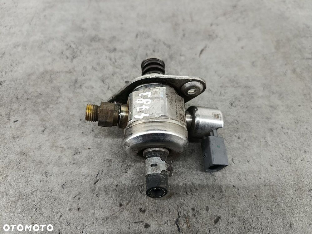POMPA WYSOKIEGO CIŚNIENIA BENZYNA VW PASSAT B6 06H127025K 0261520055  BOSCH - 2