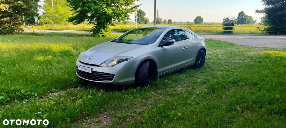 Renault Laguna dCi 150 FAP Night and Day - 21