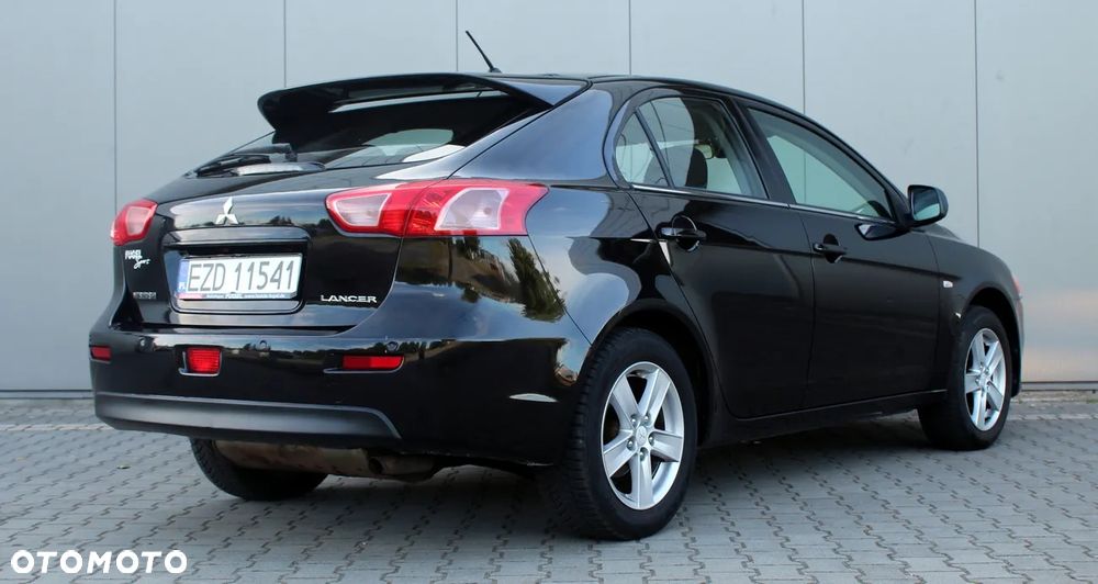 Mitsubishi Lancer 1.8 Intense - 10