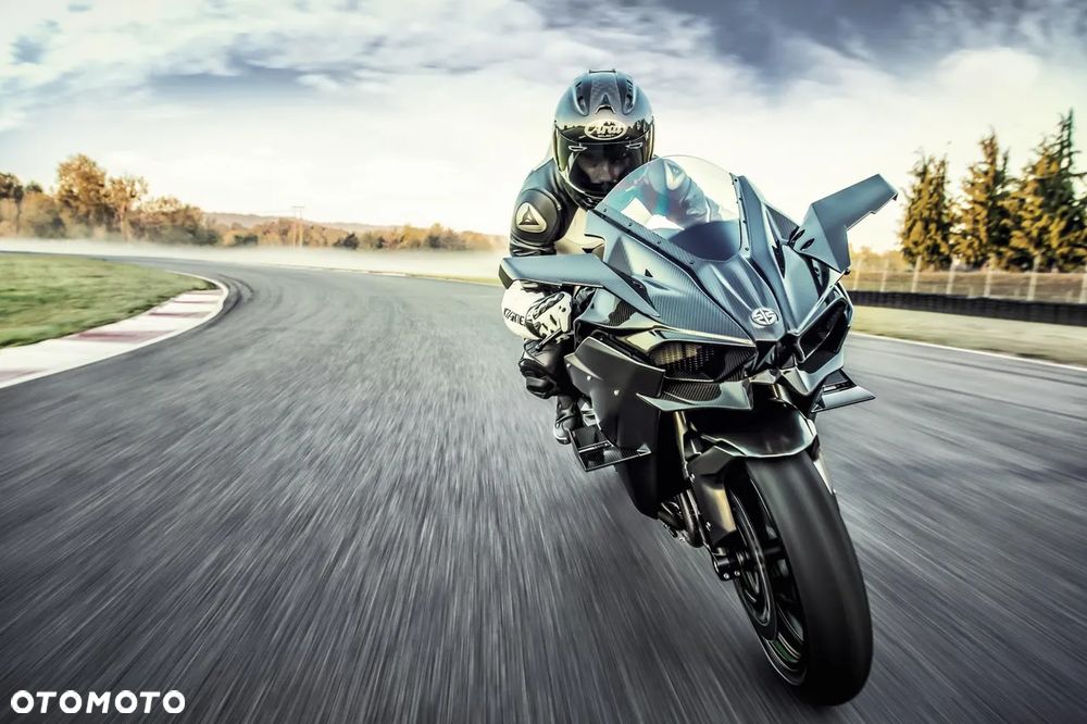 Kawasaki H2 - 5