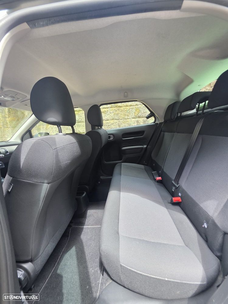 Citroën C4 Cactus - 13