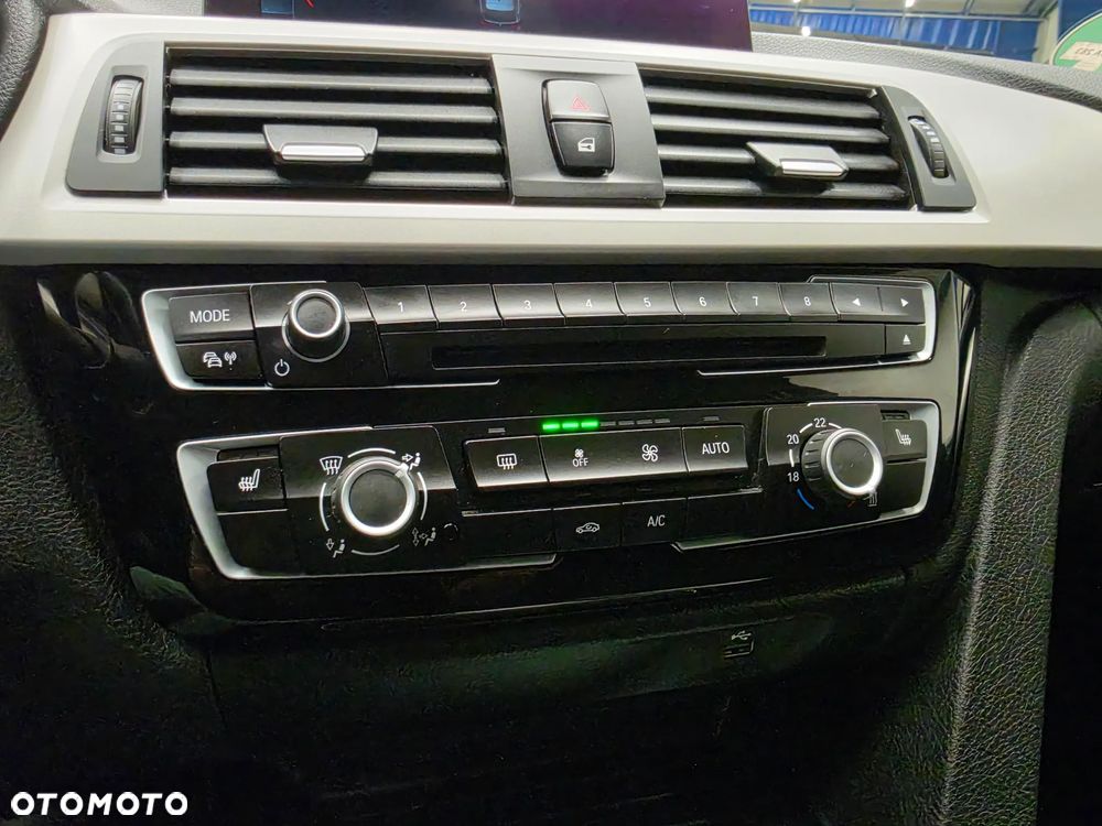 BMW Seria 3 320d Advantage - 32