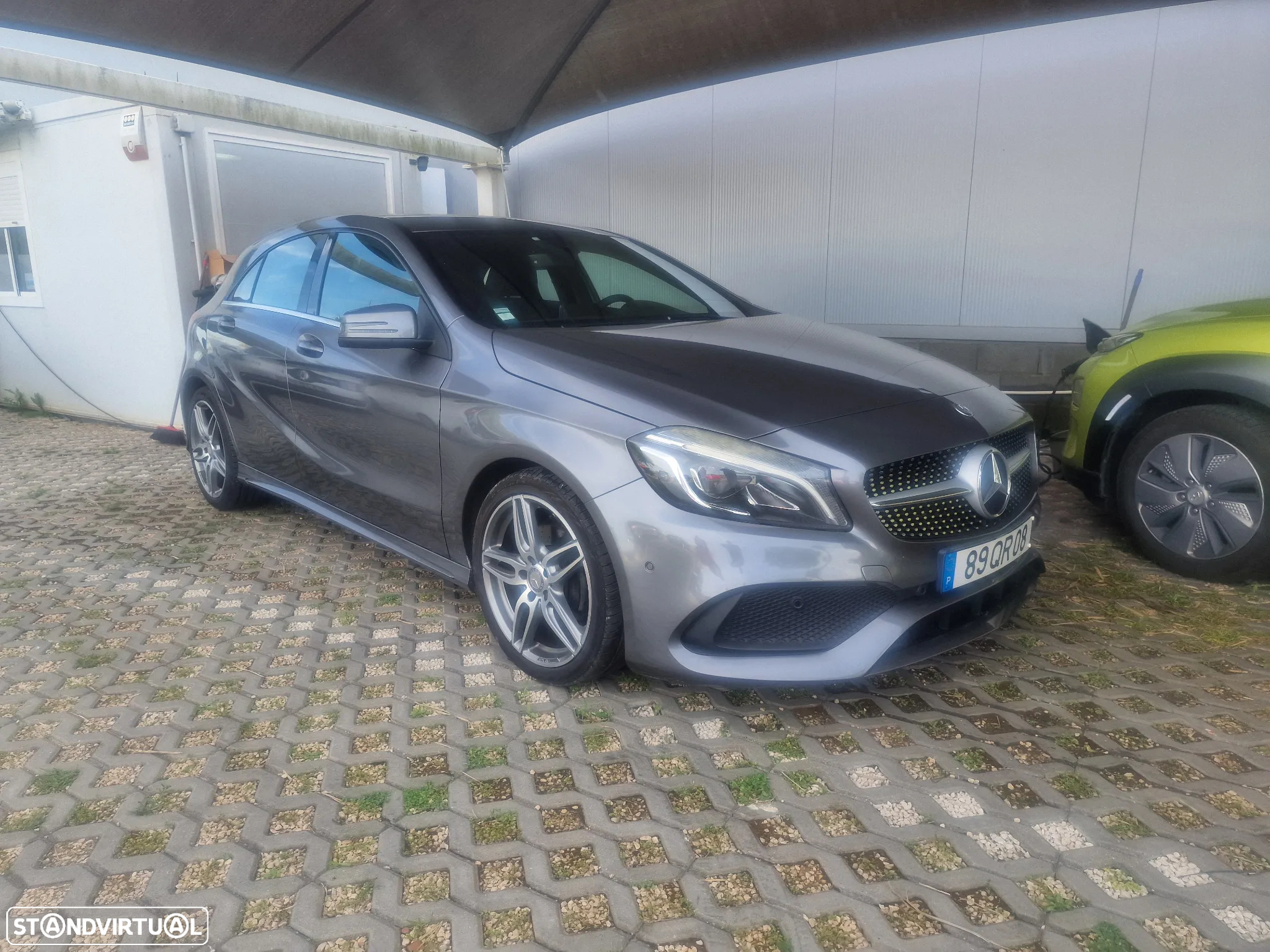 Mercedes-Benz A 200 d AMG Line - 8