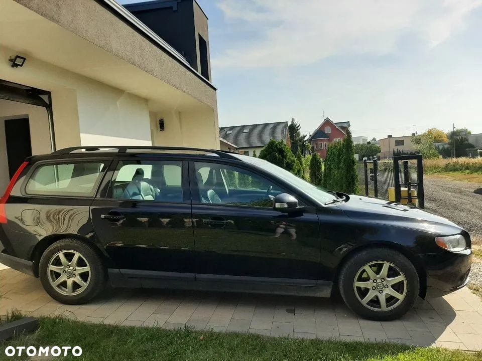 Volvo V70 2.0D Momentum - 8