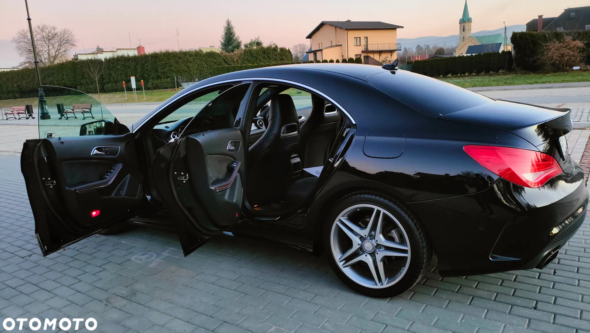 Mercedes-Benz CLA - 7