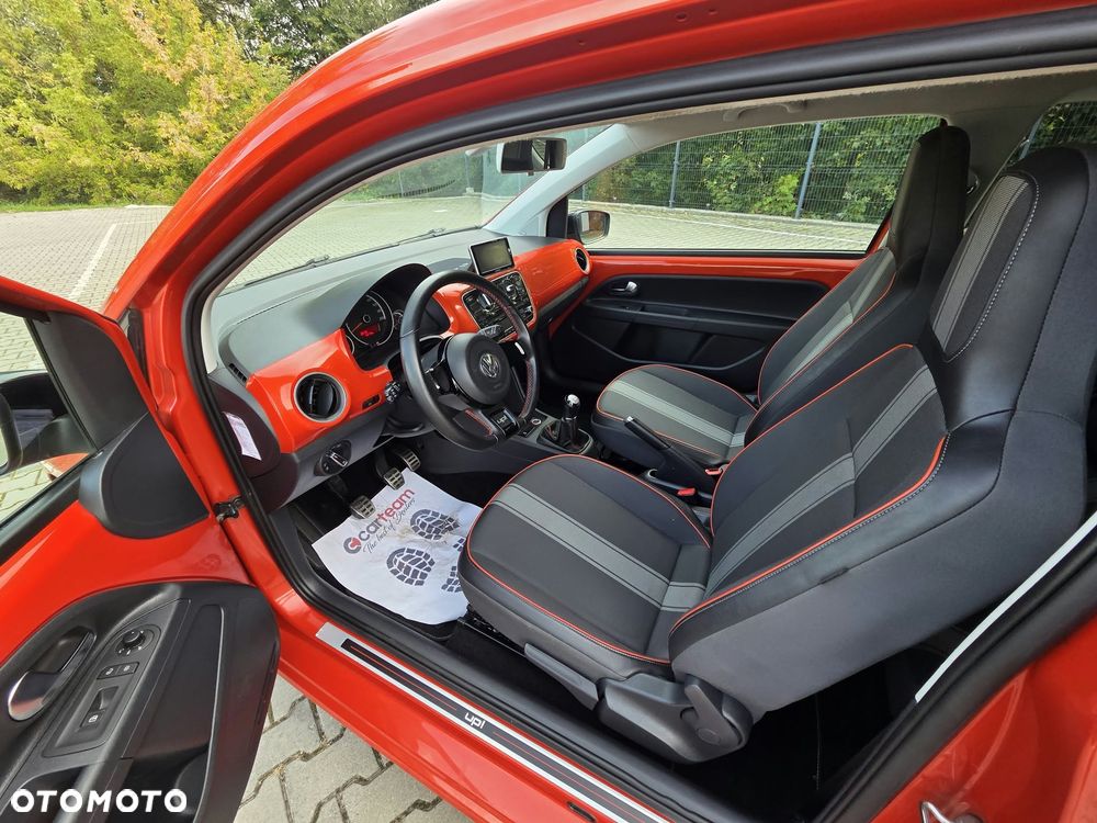 Volkswagen up! groove - 7