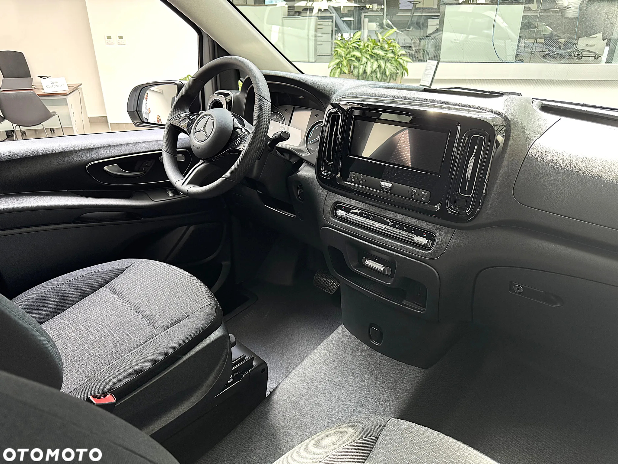 Mercedes-Benz Vito - 11