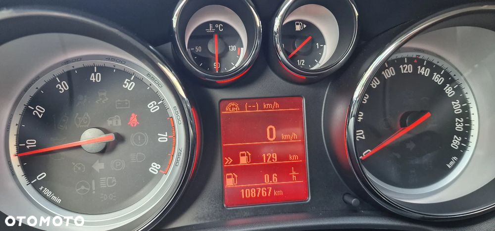 Opel Astra 1.4 Turbo Cosmo - 24