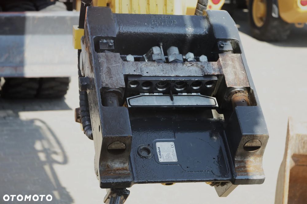 Komplet Szybozłącze OilQuick OQ70/55 i Duża Łyżka kopiąca 1.4m3 do gąsienicy CAT 320, 323, Volvo EC200 EC220, Komatsu PC210, Doosan DX225 - 34