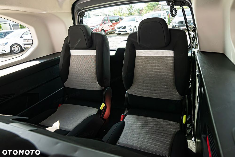 Citroën Berlingo XL 1.5 BlueHDI Max S&S EAT8 - 29