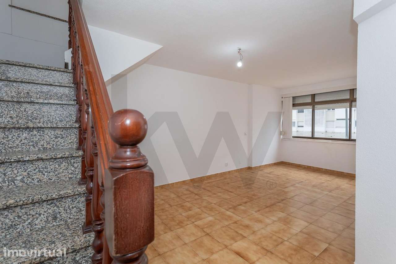 Apartamento T1 + 3  Duplex - Grande imagem: 2/46