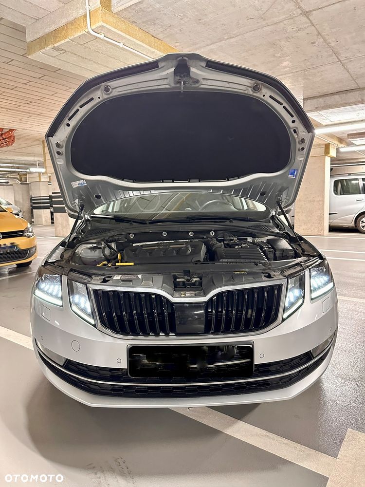 Skoda Octavia 2.0 TSI Style DSG - 5