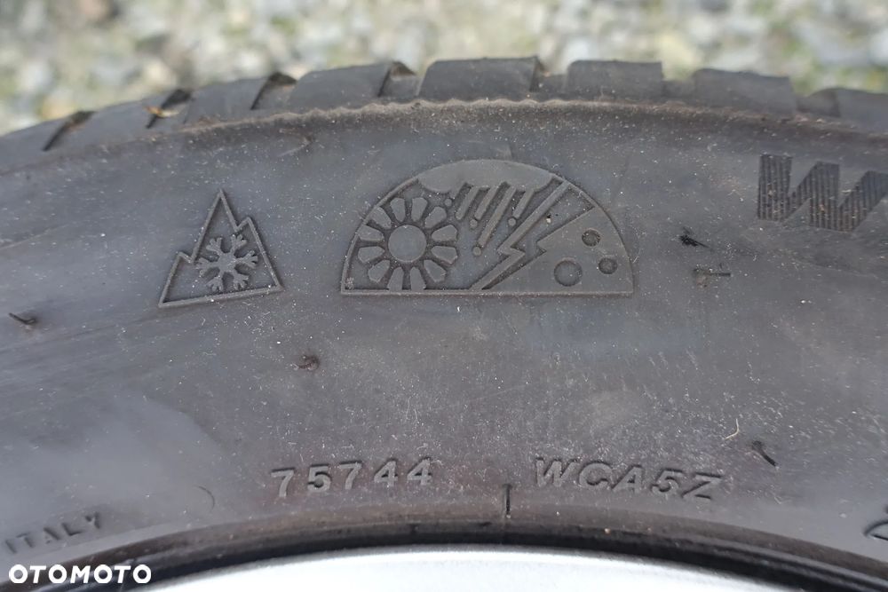 KOŁA FELGI OPONY FIAT SEDICI SX4 16 6J ET 50 5x114.3 - 8