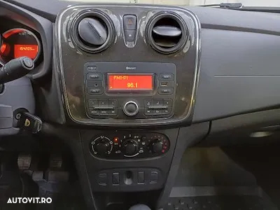 Dacia Logan 1.0 SCe SL PLUS - 3