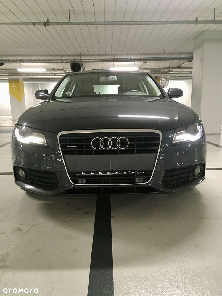 Audi A4 Limousine - 9