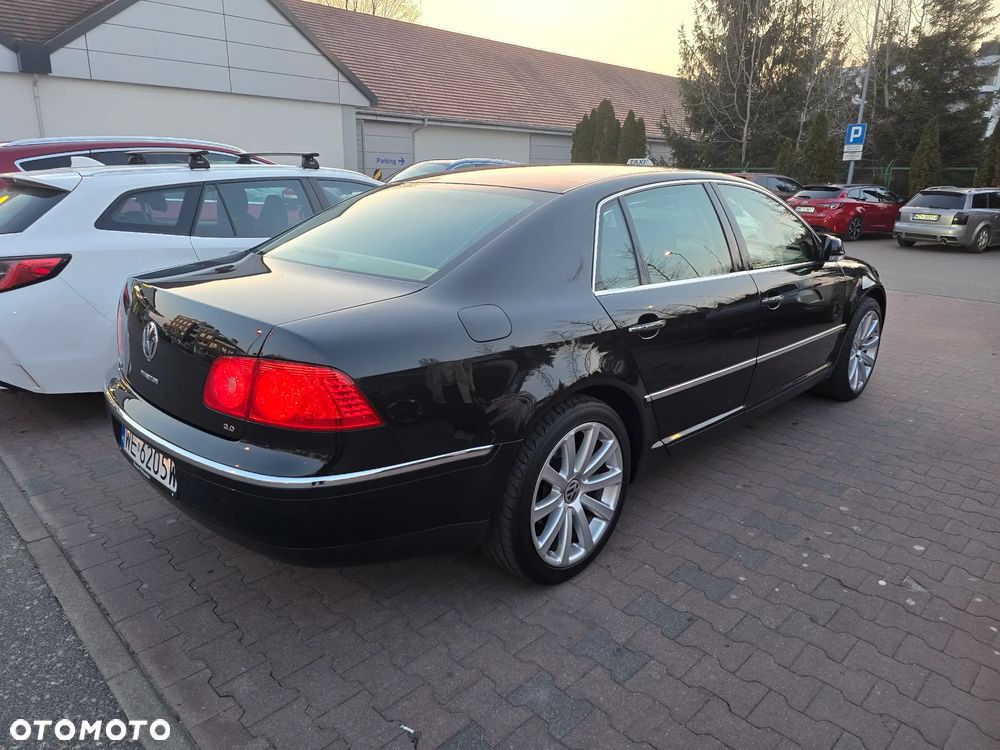 Volkswagen Phaeton - 4