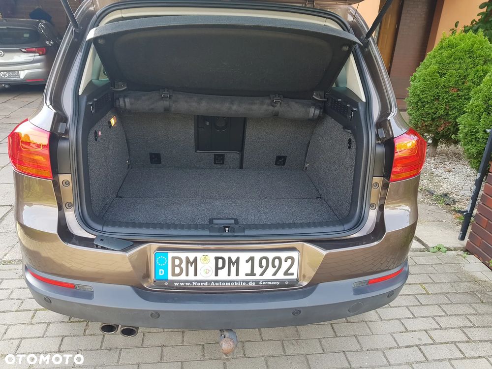 Volkswagen Tiguan 2.0 TDI DPF 4Motion BlueMotion Technology DSG Exclusive - 32